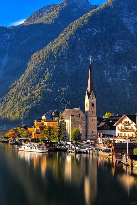 Hallstattt_Austria_031125A