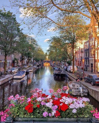 Amsterdam_Netherlands_102921A