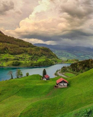 Switzerland_060421A