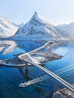 LOFOTEN_NORWAY_120320A