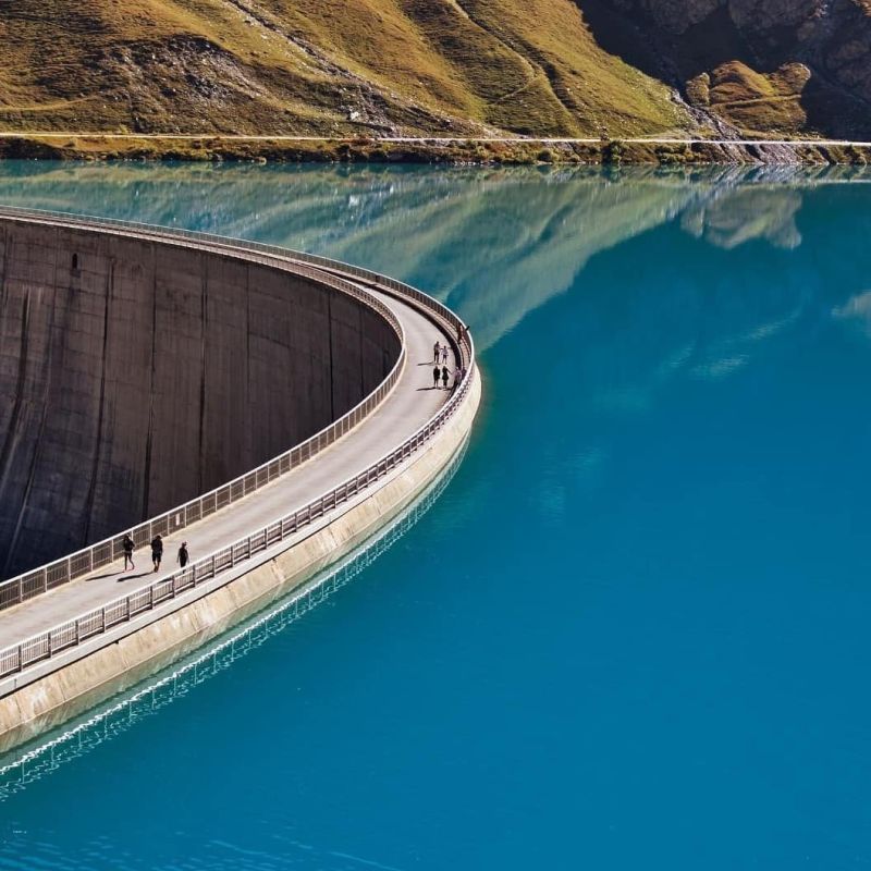 Lake_Moiry Dam_Switzerland_Civil_Engineering_Discoveries_110320A